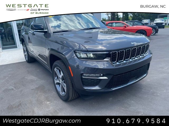 Vehicle image 3 of 10