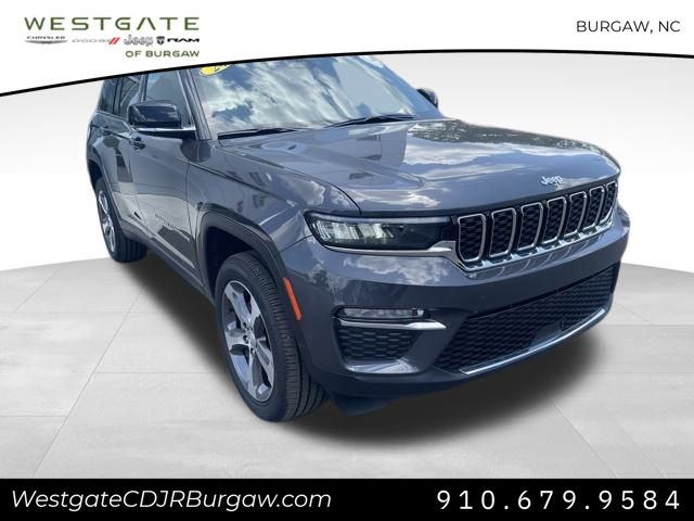 Vehicle image 2 of 10
