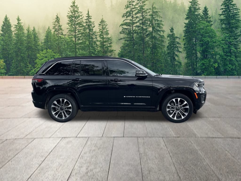 Vehicle image 4 of 54