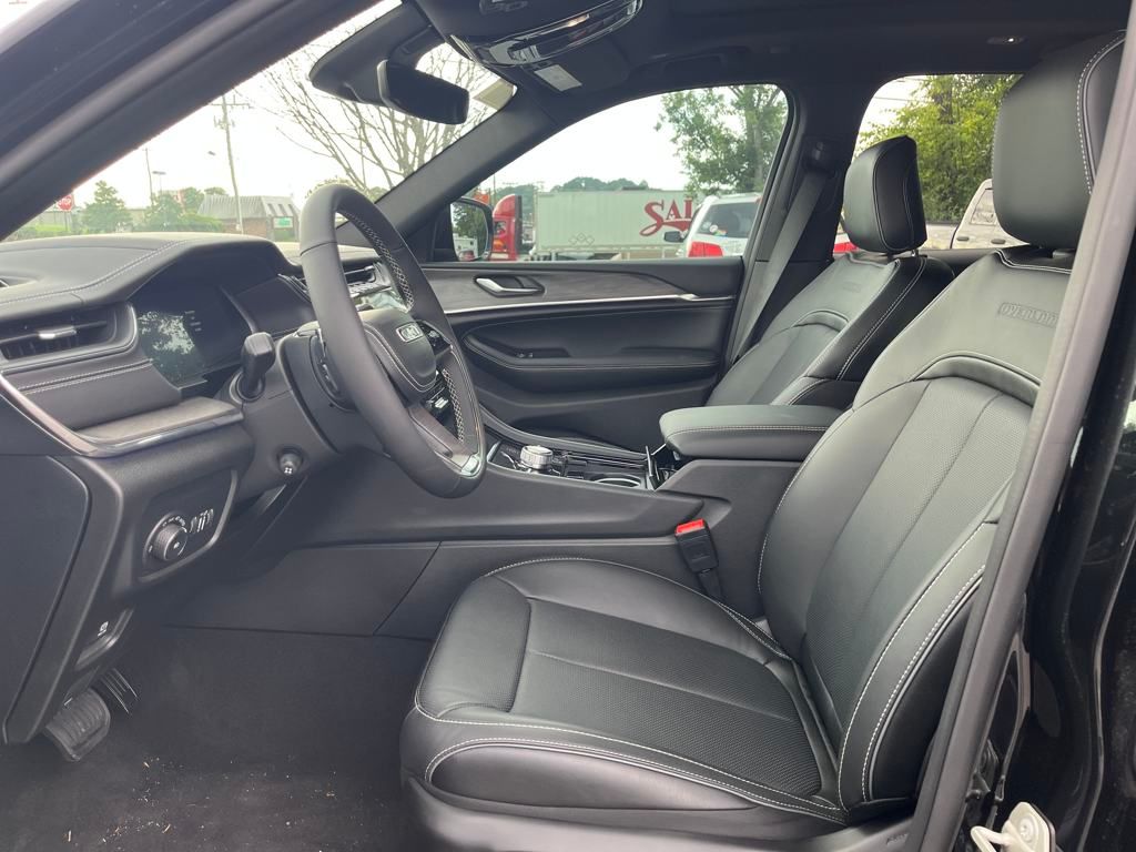 Vehicle image 15 of 54