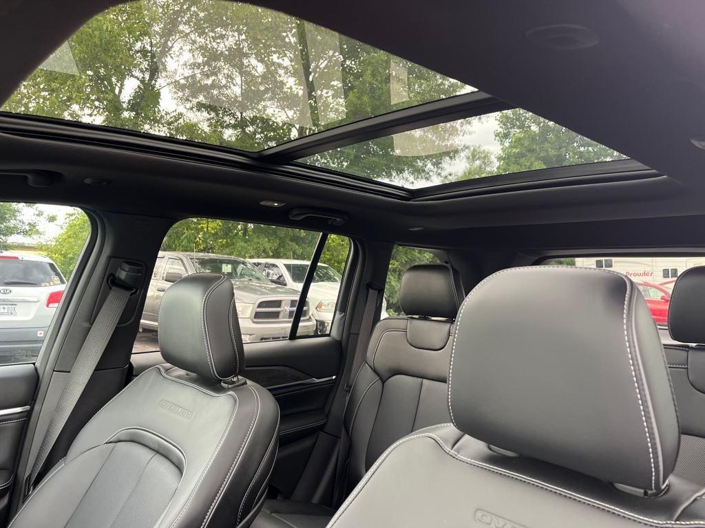 Vehicle image 41 of 54