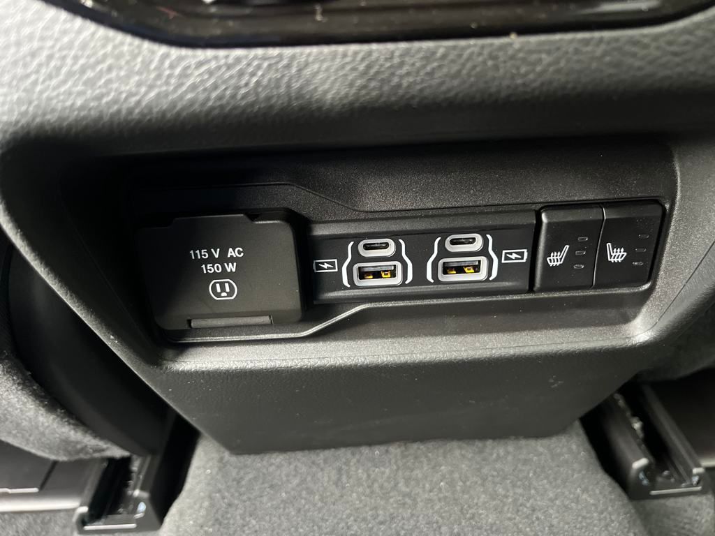 Vehicle image 40 of 54