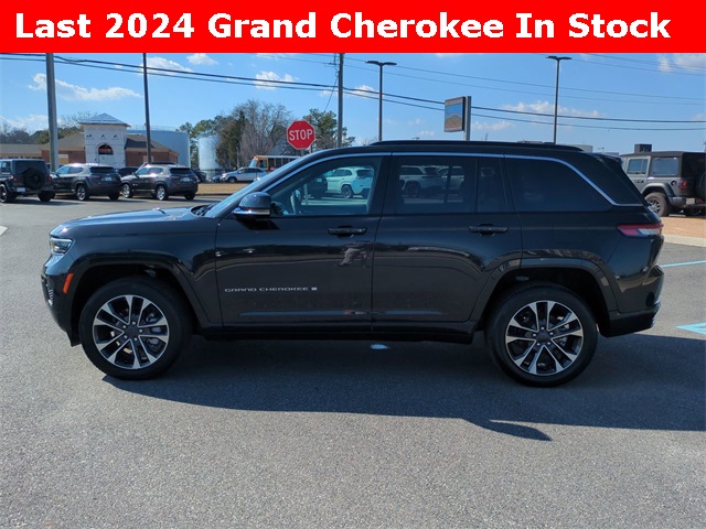 Vehicle image 9 of 30