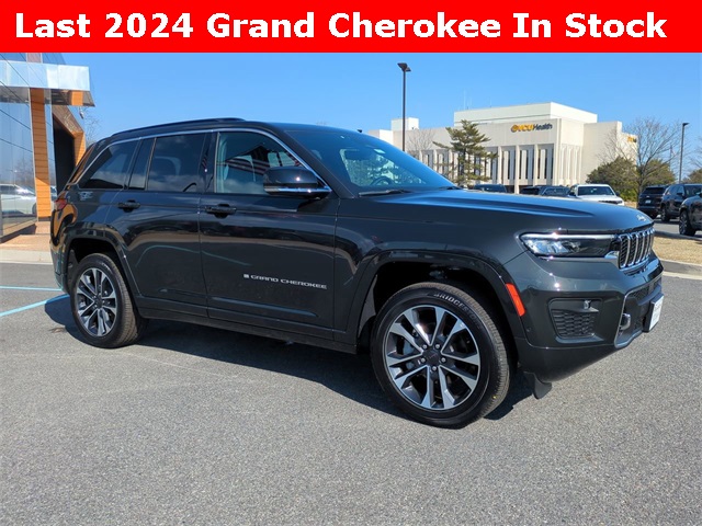 Vehicle image 4 of 30