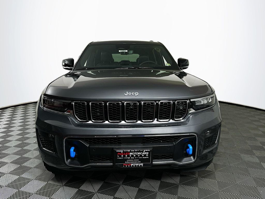 2024 Jeep Grand Cherokee 4xe Overland Image 2 of 32