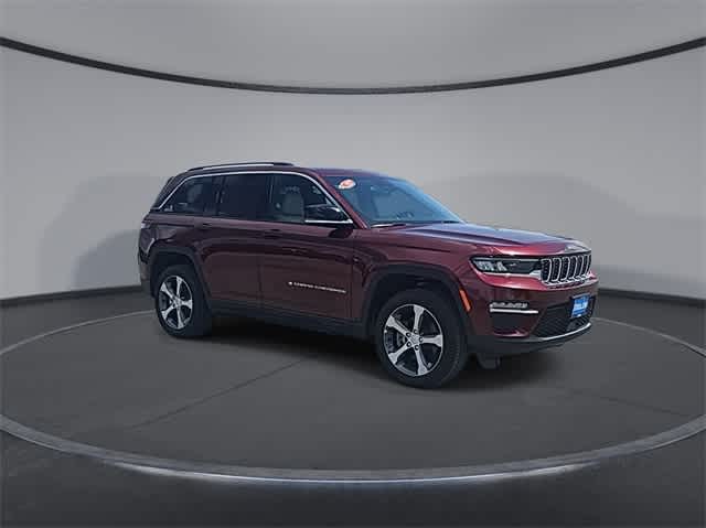 2024 Jeep Grand Cherokee 4xe Base Image 2 of 37