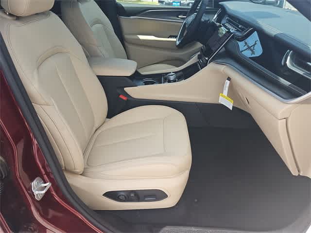 2024 Jeep Grand Cherokee 4xe Base Image 22 of 37