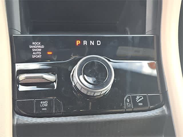 2024 Jeep Grand Cherokee 4xe Base Image 33 of 37