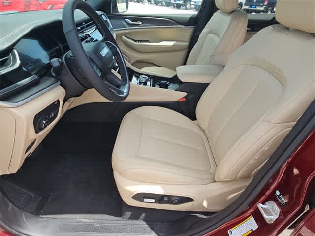 2024 Jeep Grand Cherokee 4xe Base Image 17 of 37