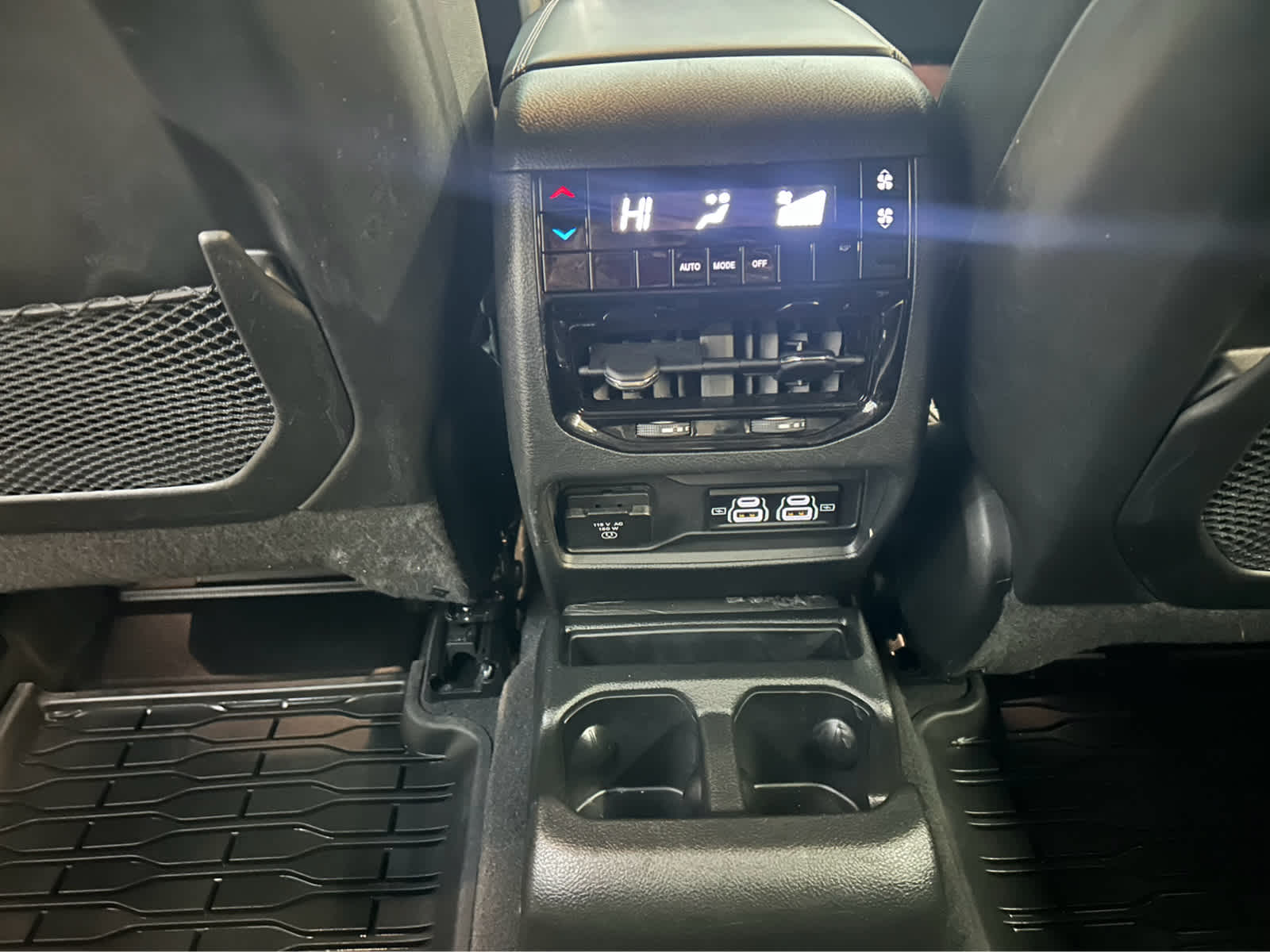 2024 Jeep Grand Cherokee L Altitude X Image 35 of 43