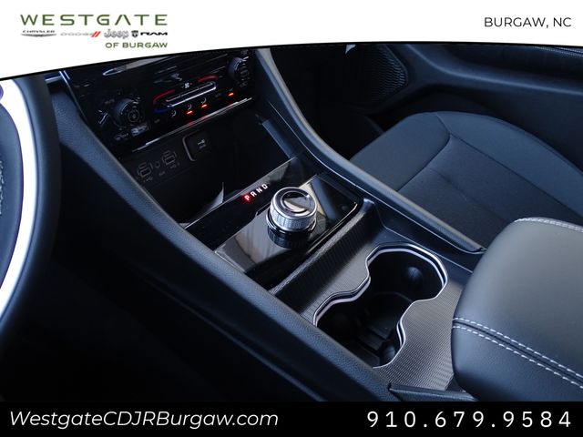 Vehicle image 22 of 23