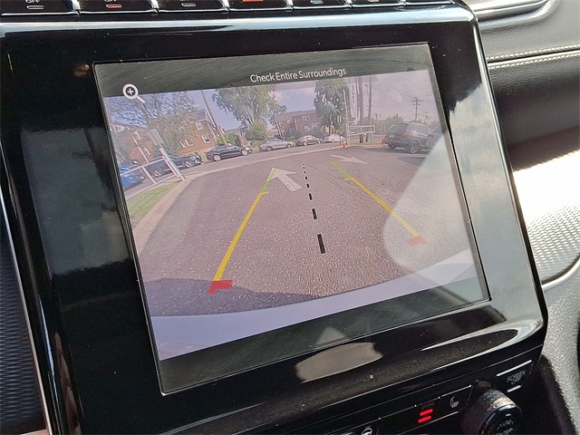 Vehicle image 15 of 30