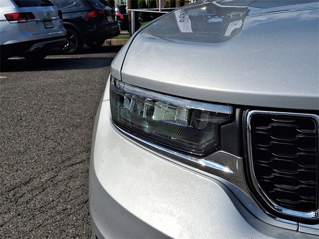 Vehicle image 19 of 30