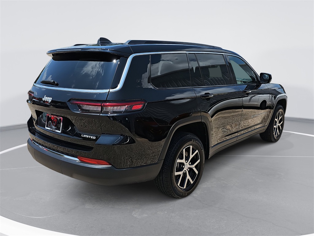 Vehicle image 5 of 39