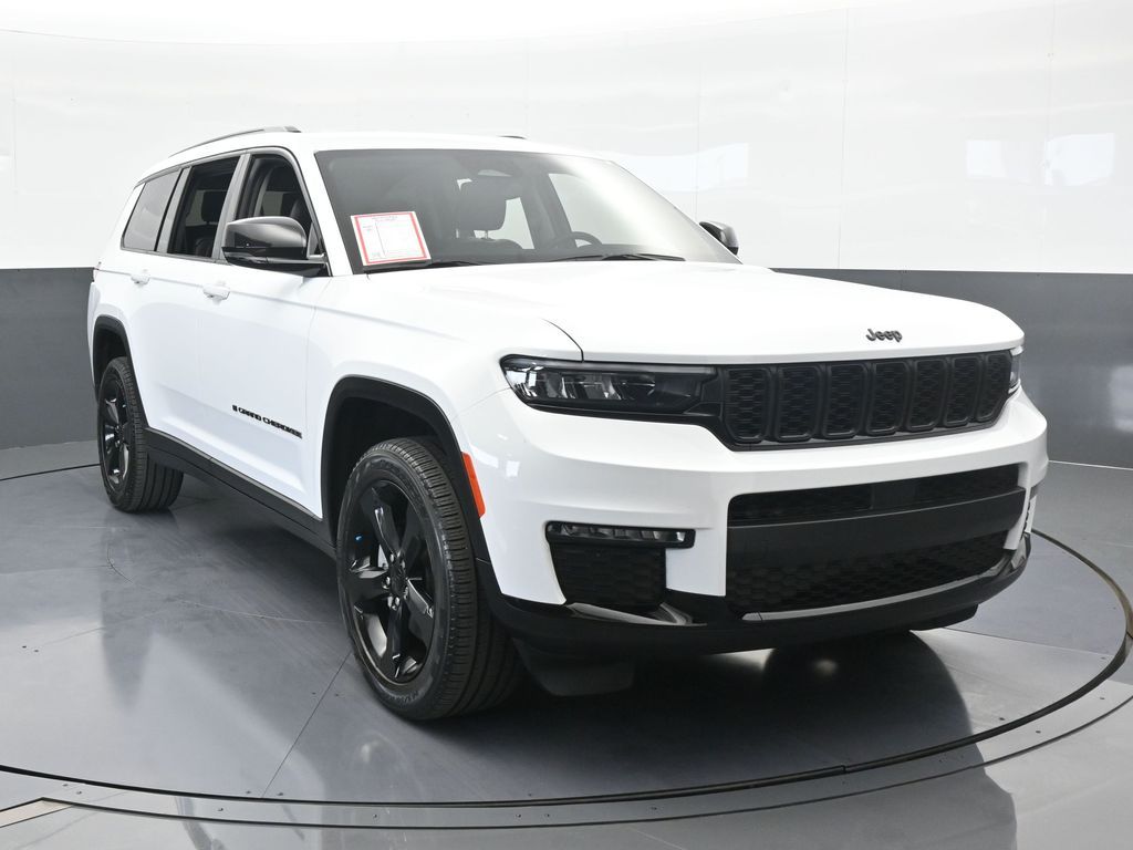 Vehicle image 11 of 81