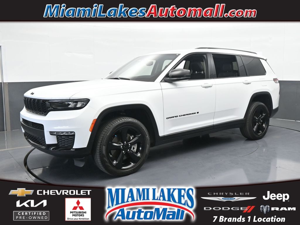 Vehicle image 2 of 81
