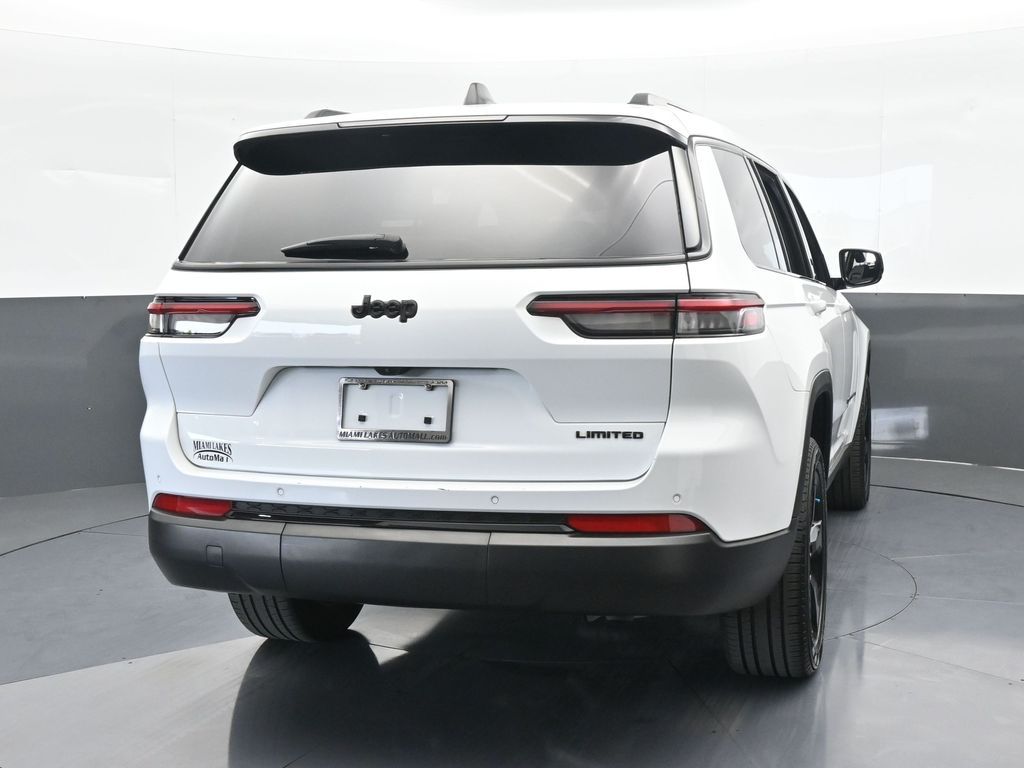 Vehicle image 25 of 81