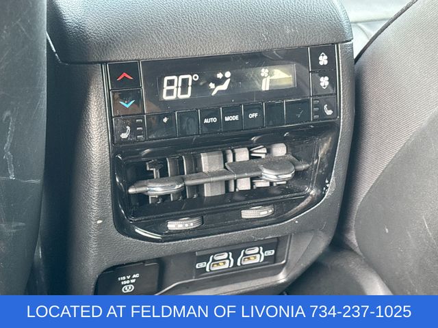 2024 Jeep Grand Cherokee L Limited Image 33 of 36