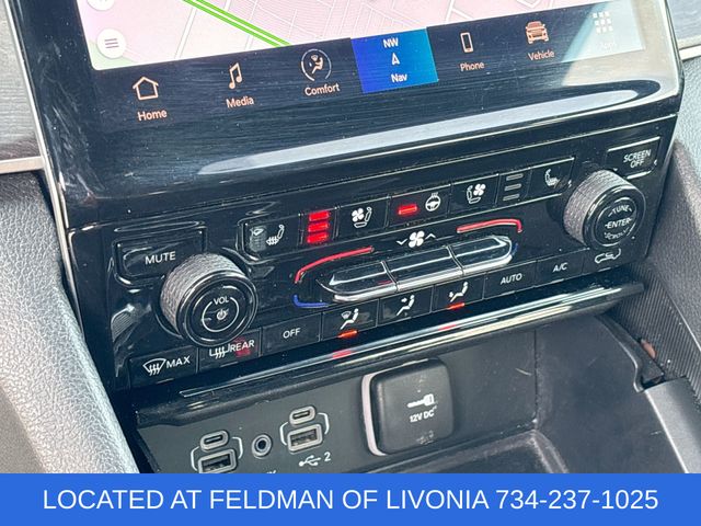 2024 Jeep Grand Cherokee L Limited Image 24 of 36