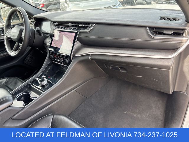 2024 Jeep Grand Cherokee L Limited Image 18 of 36