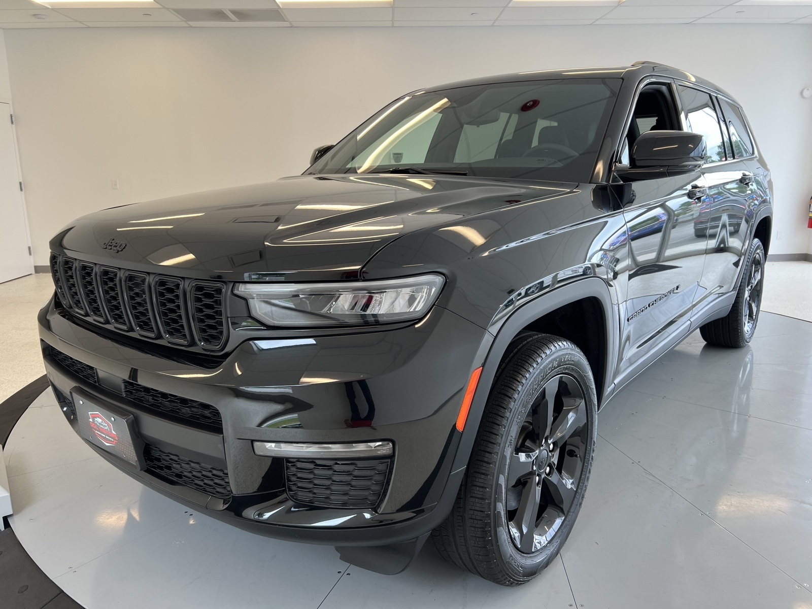 Vehicle image 2 of 76