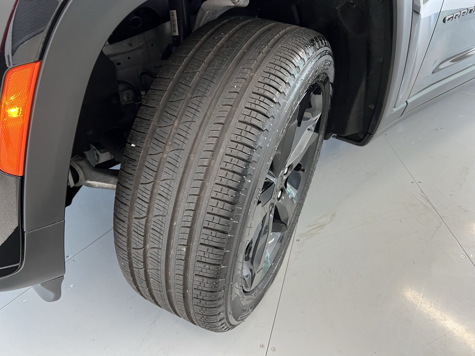 Vehicle image 20 of 76