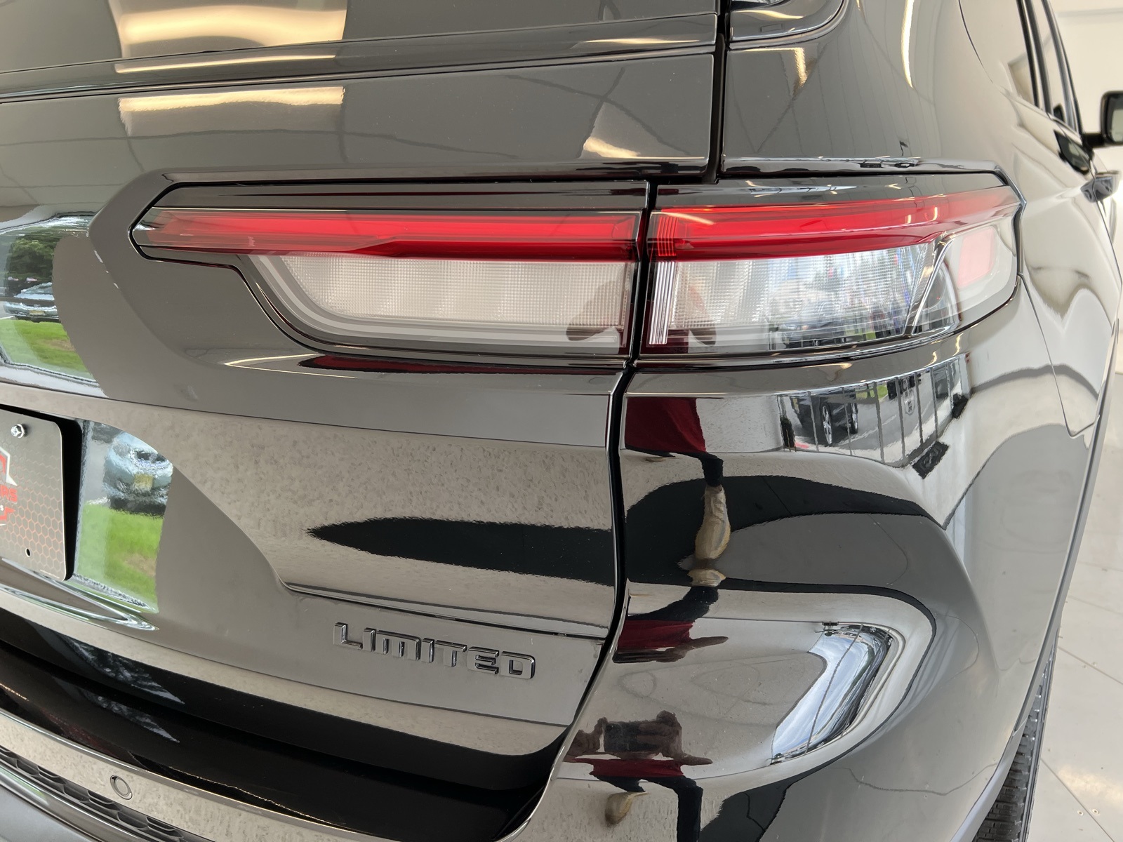 Vehicle image 24 of 76