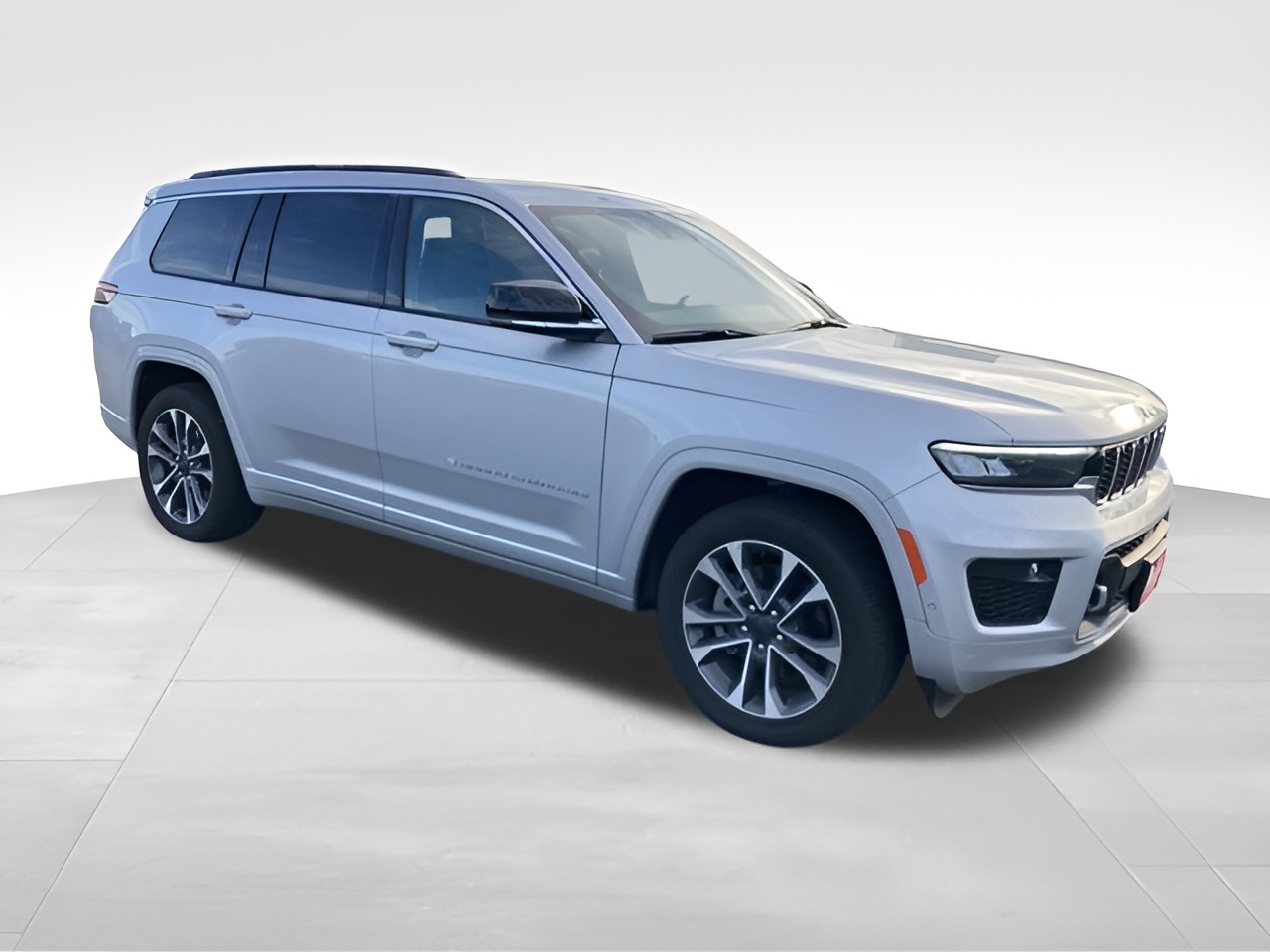 Vehicle image 33 of 38