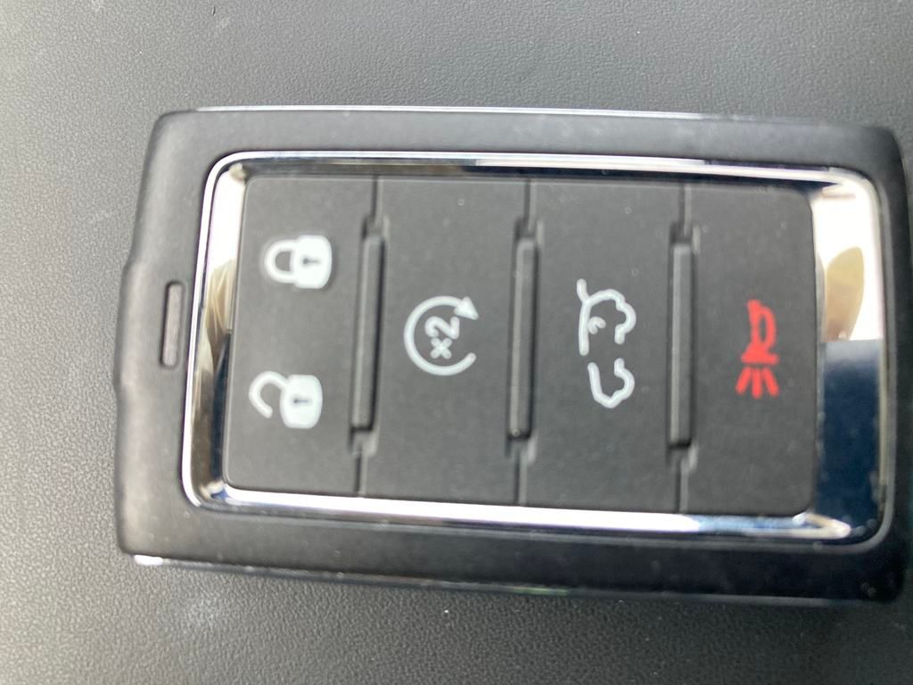 Vehicle image 29 of 38