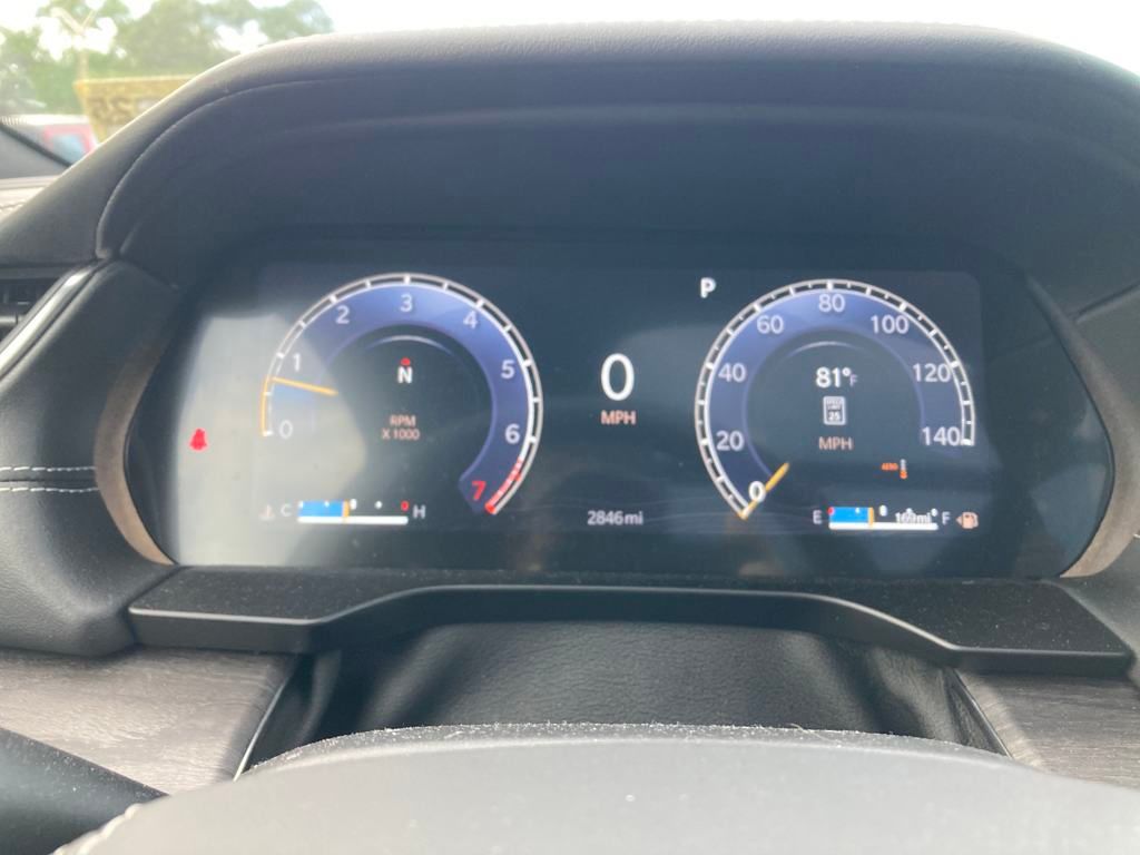 Vehicle image 15 of 38