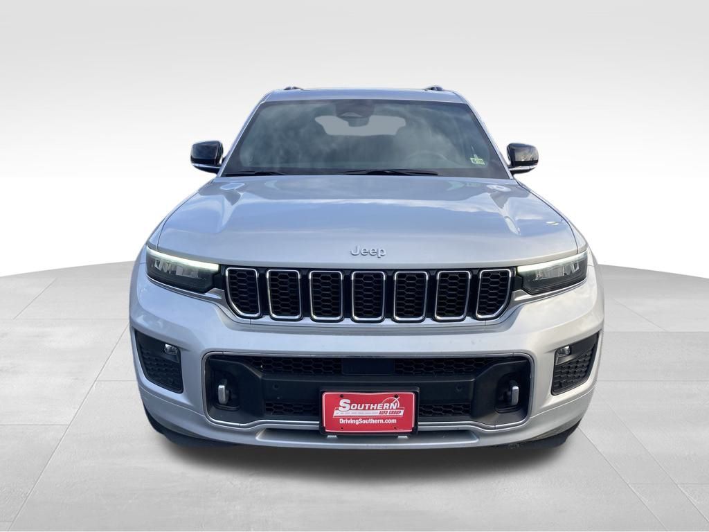 Vehicle image 2 of 38