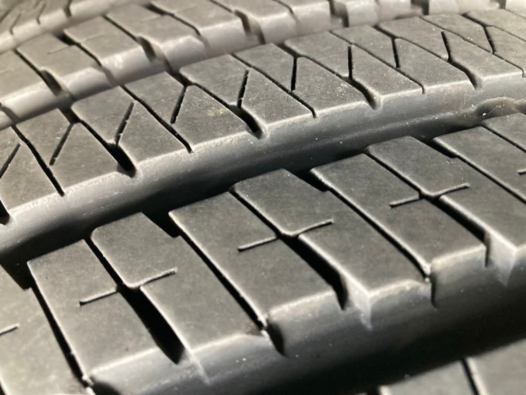 Vehicle image 27 of 38