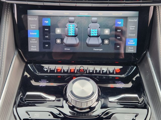 2024 Jeep Grand Wagoneer Series II Obsidian Image 35 of 37