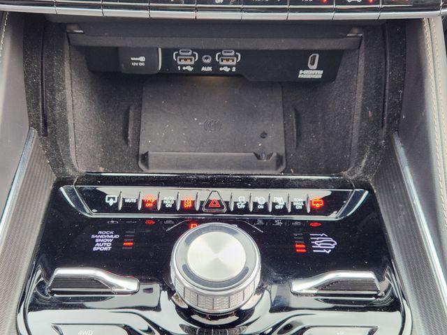 2024 Jeep Grand Wagoneer Series II Obsidian Image 12 of 37