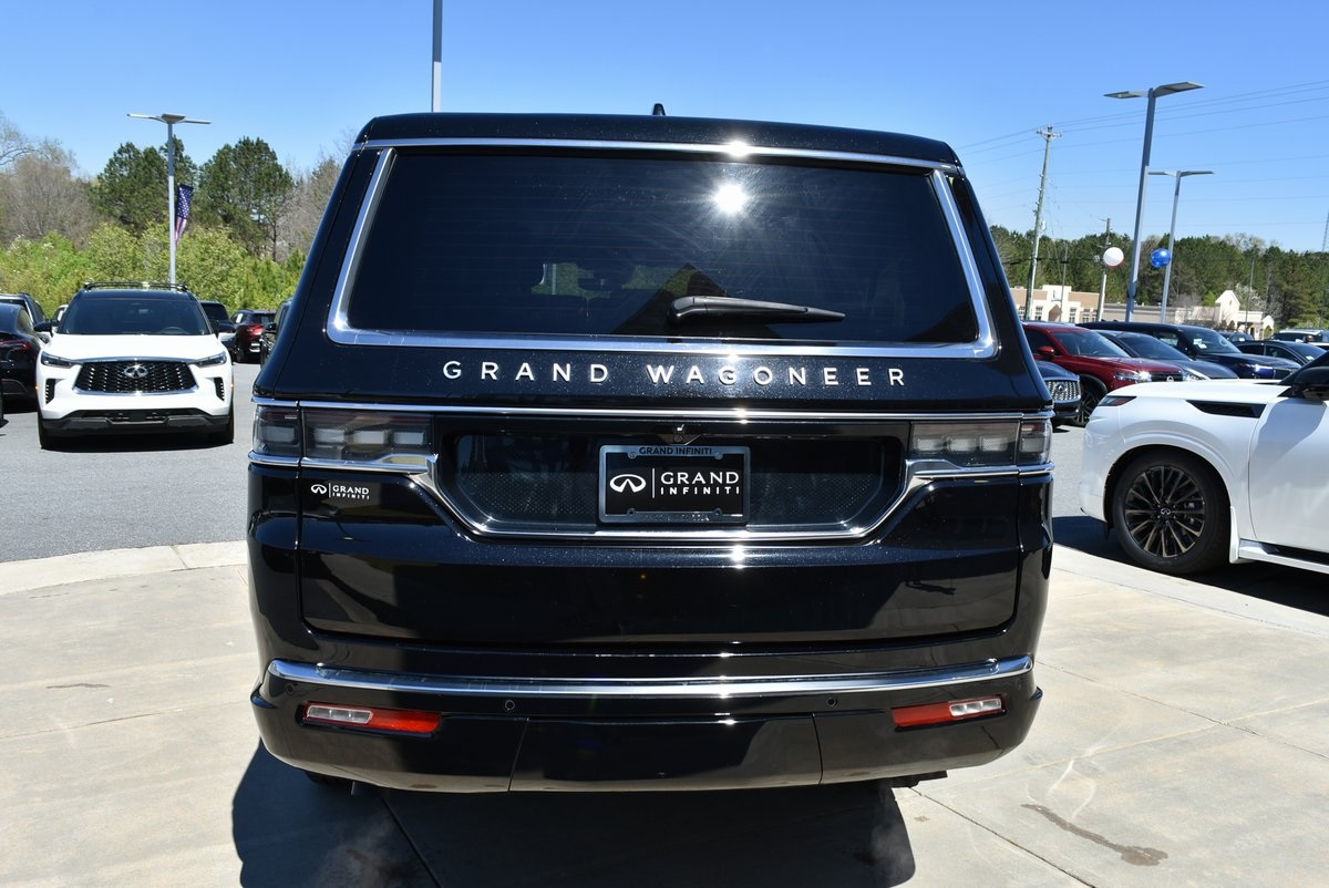 Vehicle image 4 of 39