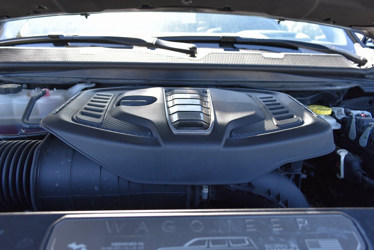 Vehicle image 38 of 39