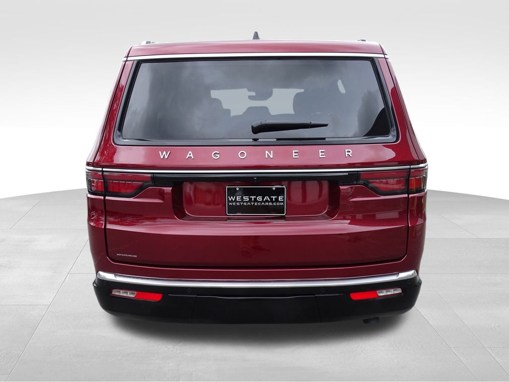 Vehicle image 7 of 26