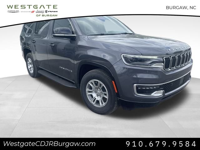 Vehicle image 4 of 10