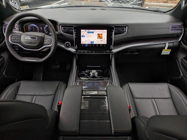 Vehicle image 9 of 27