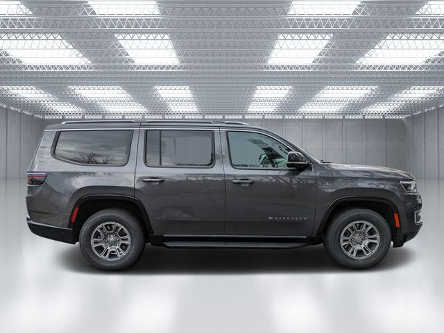 Vehicle image 4 of 27