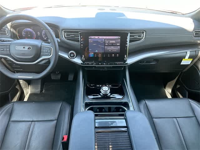 2024 Jeep Wagoneer L Base Image 16 of 37