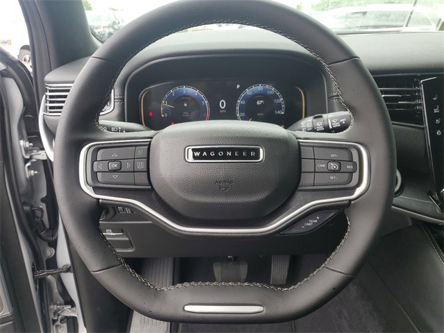 Vehicle image 19 of 22