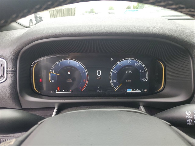 Vehicle image 20 of 22