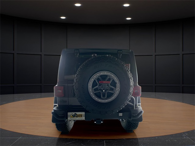 Vehicle image 8 of 39