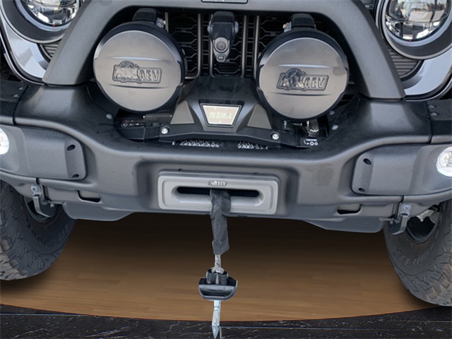 Vehicle image 38 of 39