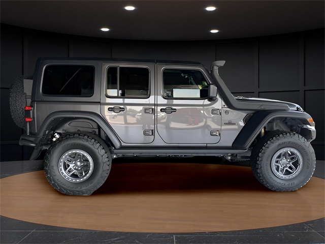 Vehicle image 5 of 39