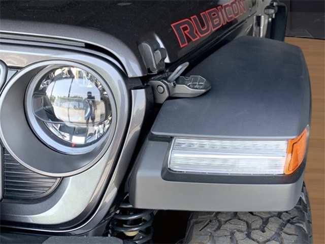 Vehicle image 35 of 39