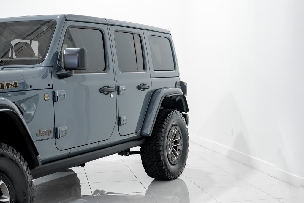 Vehicle image 6 of 56