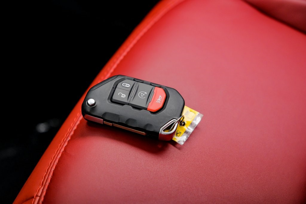 Vehicle image 41 of 56