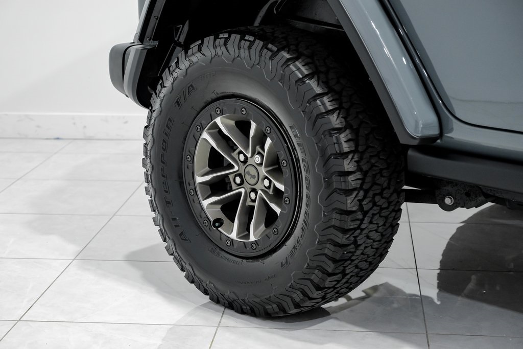 Vehicle image 14 of 56